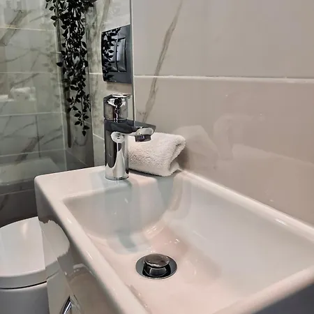 Stone House * Белград